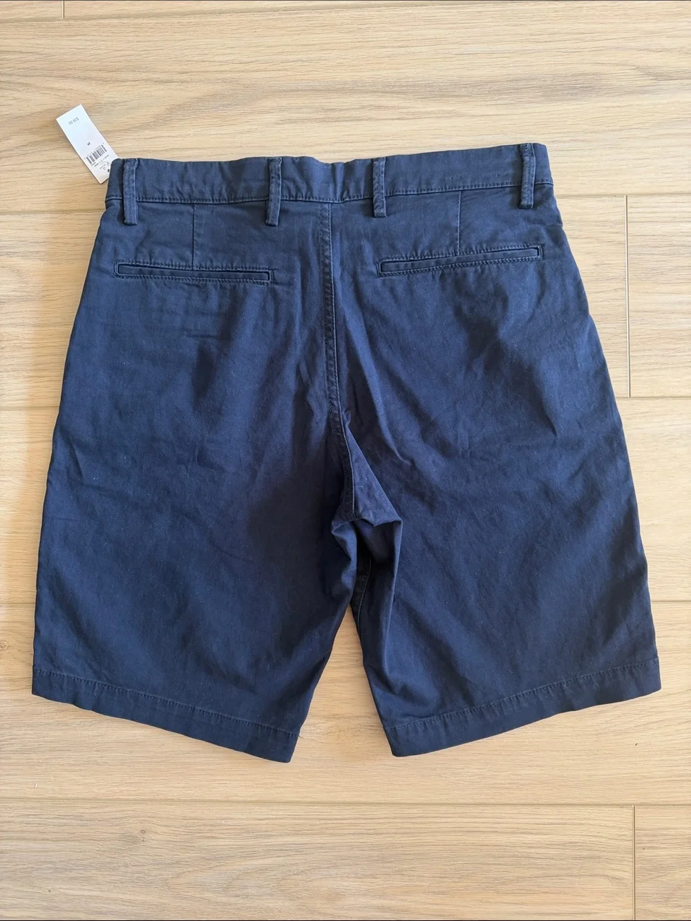 GAP Men’s Navy Flat-Front Chino Shorts